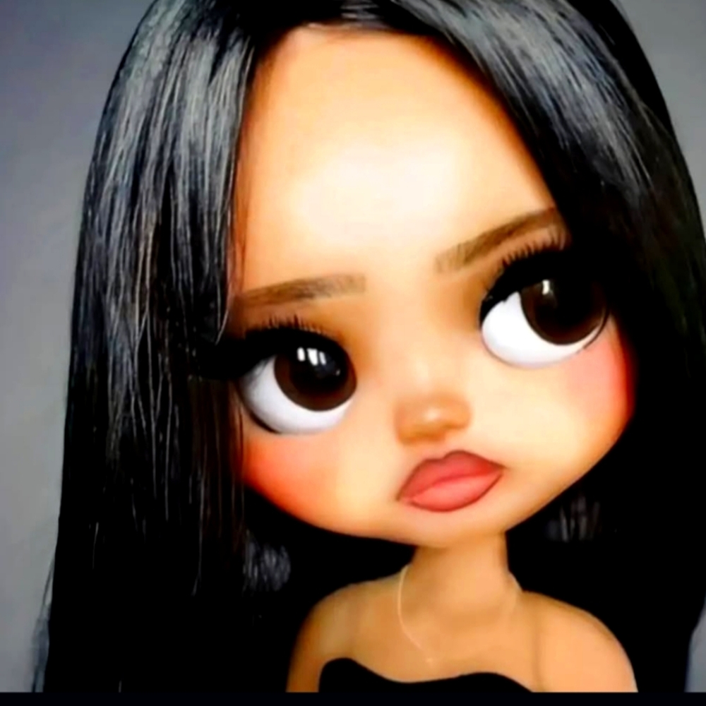 Meet your Posher, Girl Titan